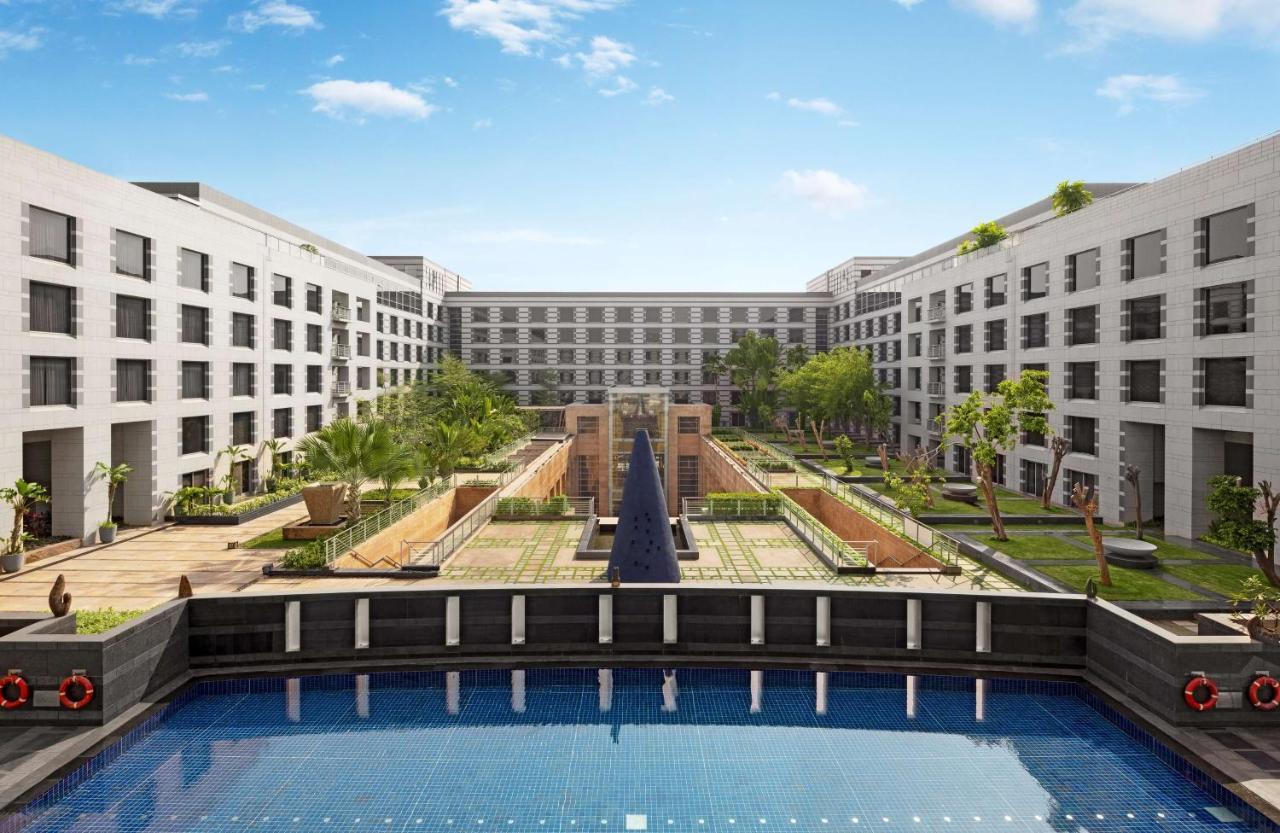 جراند حياة مومباي المظهر الخارجي الصورة The campus of the University of Electronic Science and Technology of China