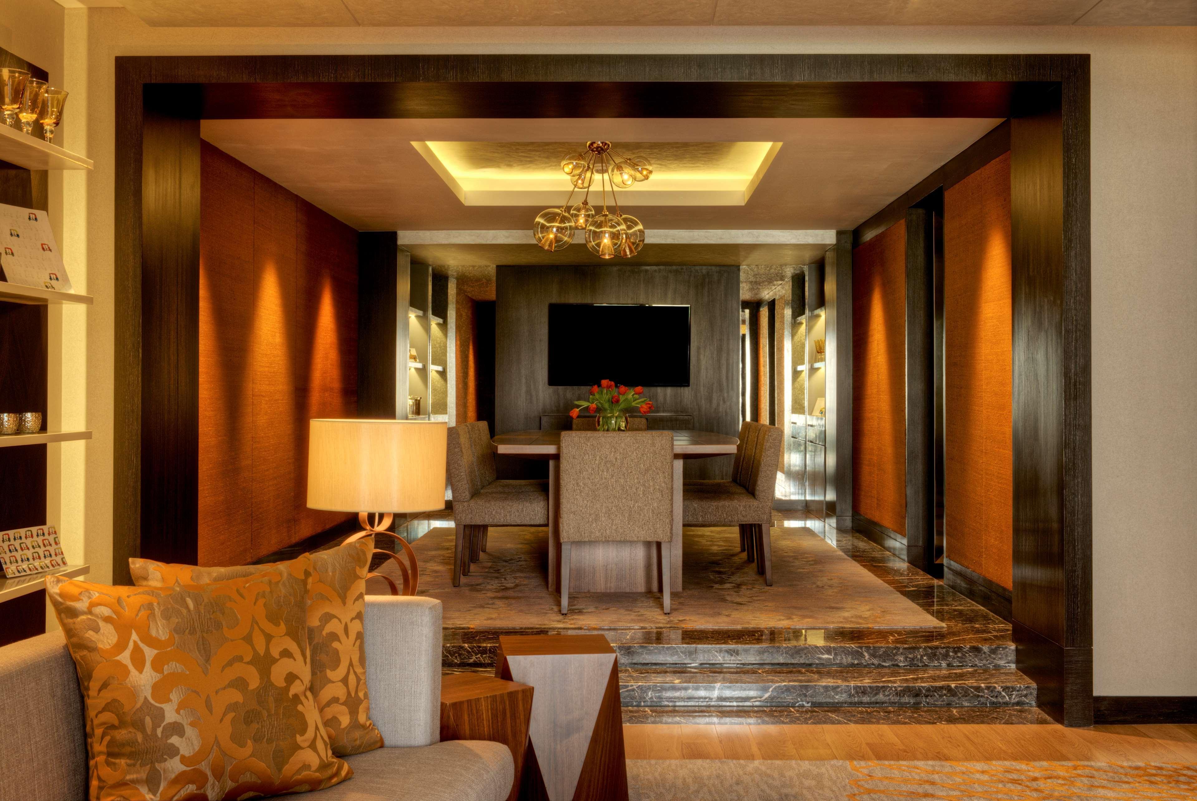 جراند حياة مومباي المظهر الخارجي الصورة The interior of a suite at the Taj Mahal Palace, Mumbai